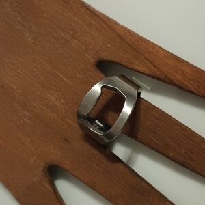 Ring bottle opener NWOT